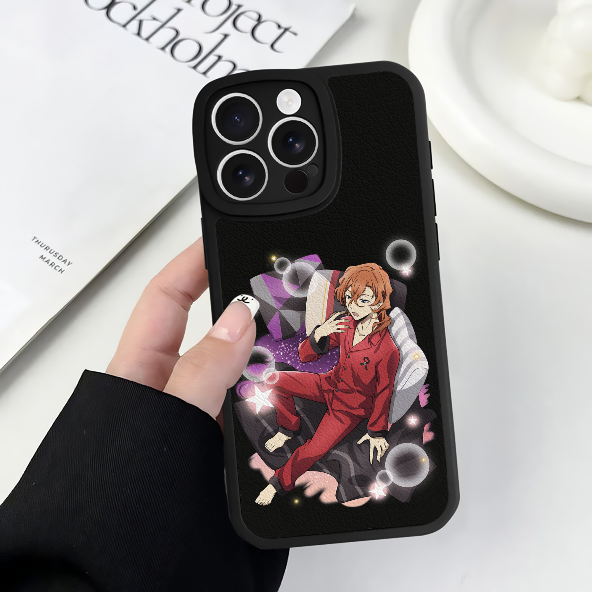 （画像用） 文豪ストレイドッグス Bungo Stray Dogs 【iPhone 16シリーズ対応】シリコンスマホケース（レザー調） 材質：シリコン